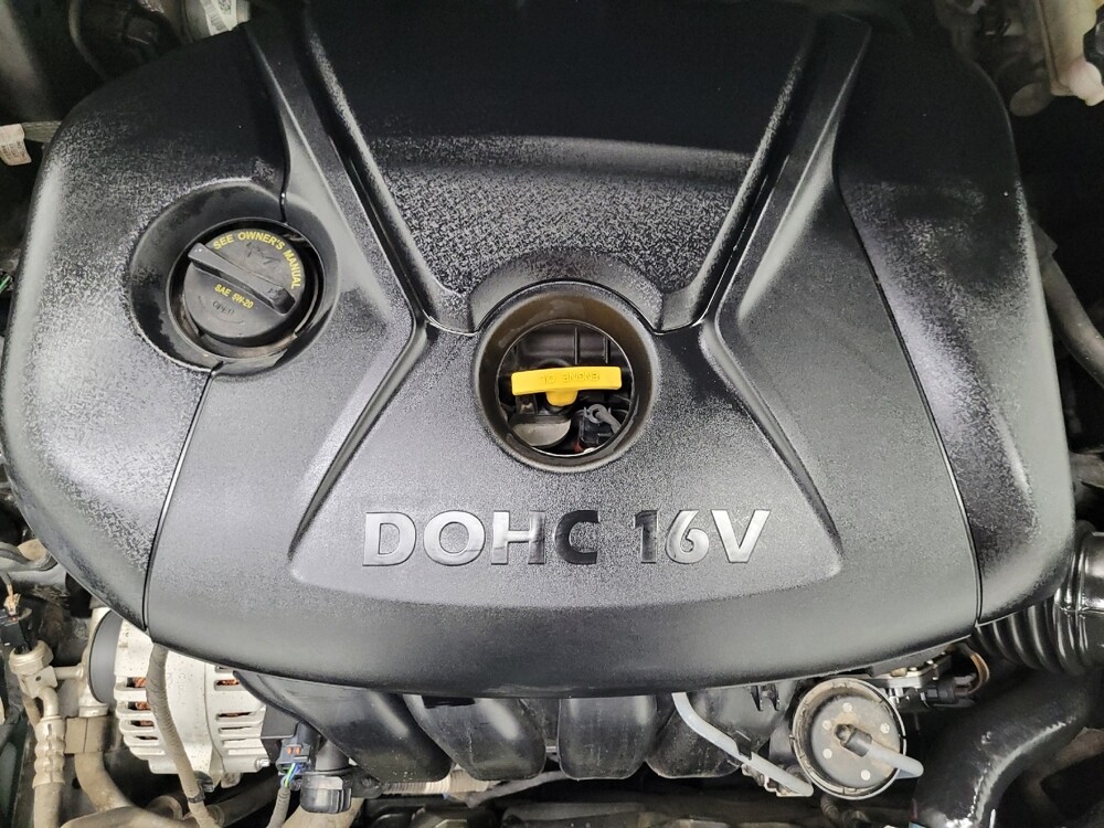 2016 Hyundai Elantra in Las Vegas, NV 89102 - 18113226 30