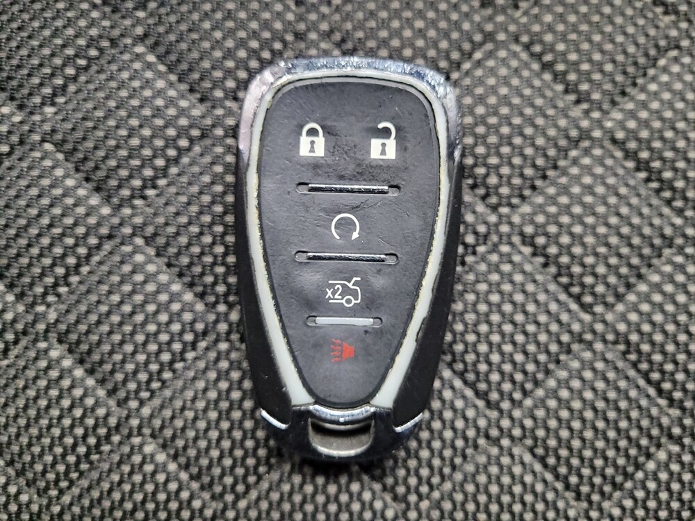 2019 Chevrolet Blazer in Las Vegas, NV 89102 - 18113227 32