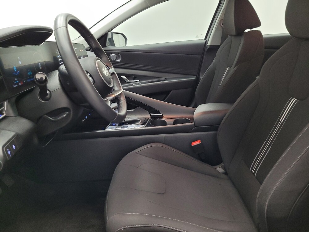 2025 Hyundai Elantra in Las Vegas, NV 89102 - 18113228 17