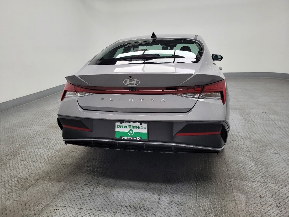 2025 Hyundai Elantra in Las Vegas, NV 89102 - 18113228 7