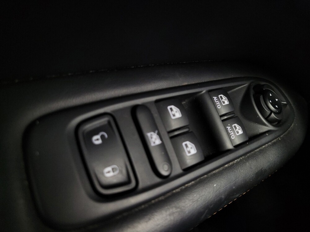 2017 Jeep Compass in Las Vegas, NV 89102 - 18113230 27