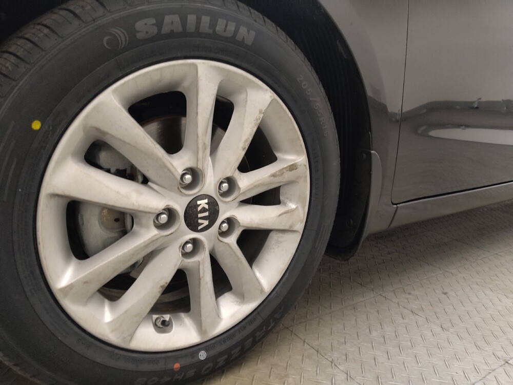 2017 Kia Forte in Jacksonville, FL 32225 - 18113241 31