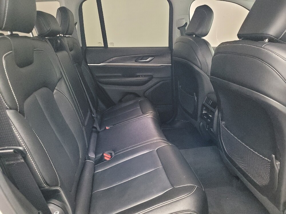 2023 Jeep Grand Cherokee in Athens, GA 30606 - 18113245 19