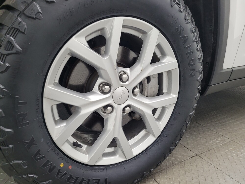 2023 Jeep Grand Cherokee in Athens, GA 30606 - 18113245 31