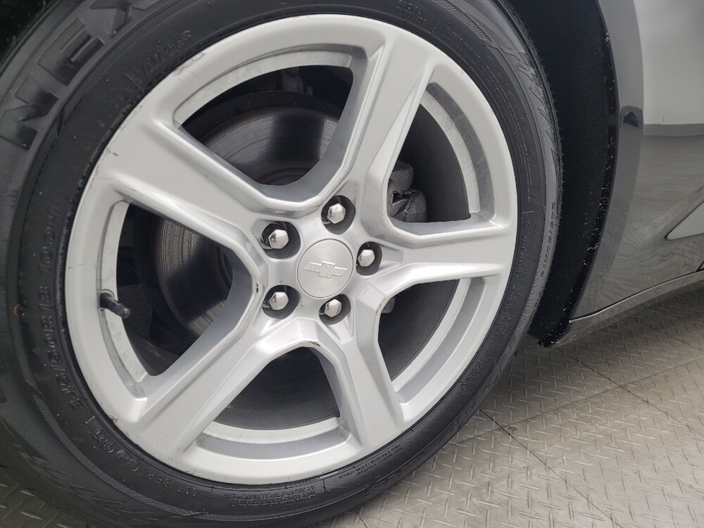 2019 Chevrolet Camaro in Mobile, AL 36606 - 18113246 31