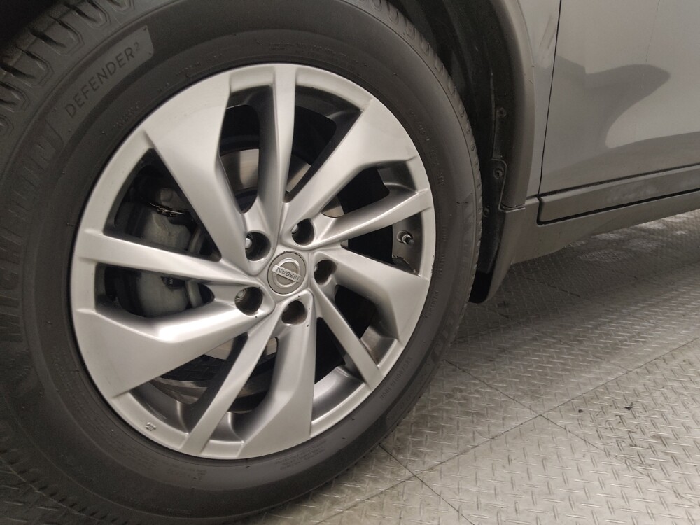 2014 Nissan Rogue in Savannah, GA 31419 - 18113247 31