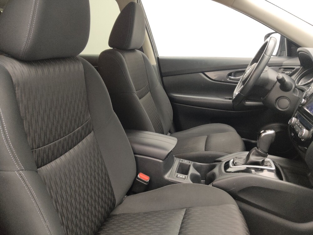 2018 Nissan Rogue in Greensboro, NC 27407 - 18113267 21