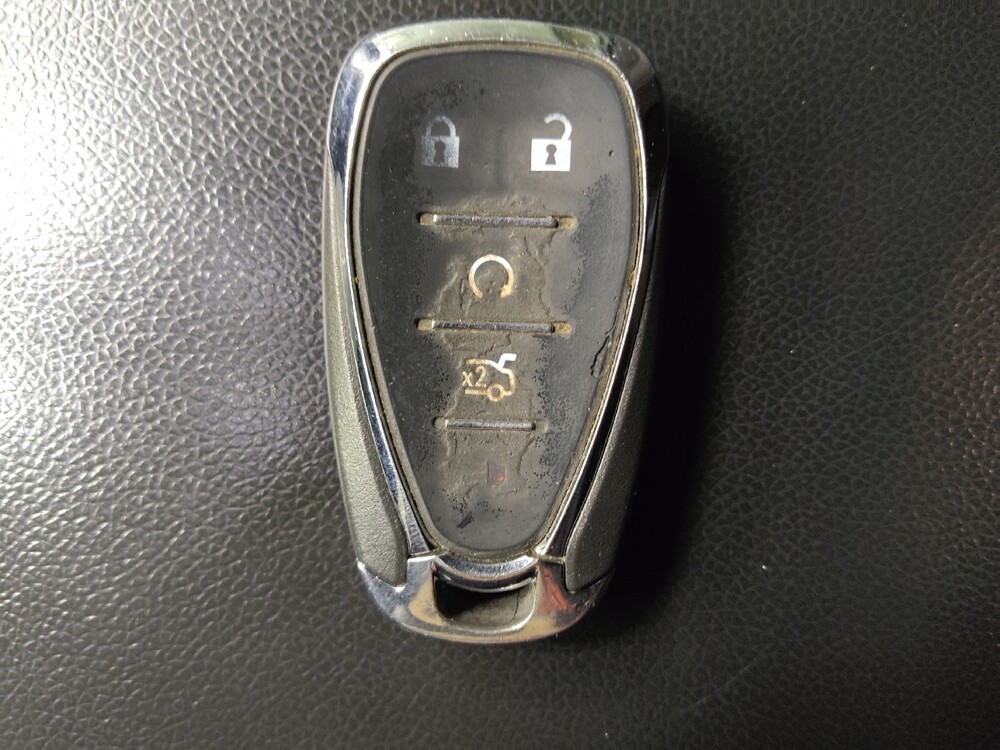 2020 Chevrolet Malibu in Raleigh, NC 27604 - 18113269 32