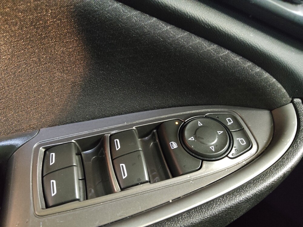 2020 Chevrolet Malibu in Raleigh, NC 27604 - 18113269 27