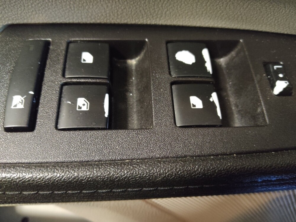 2017 Chevrolet Equinox in Gastonia, NC 28056 - 18113273 27