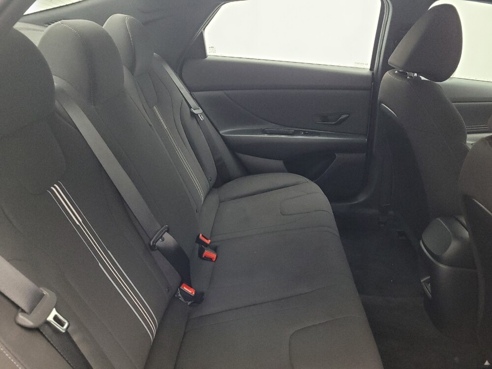 2025 Hyundai Elantra in Charleston, SC 29414 - 18113275 19