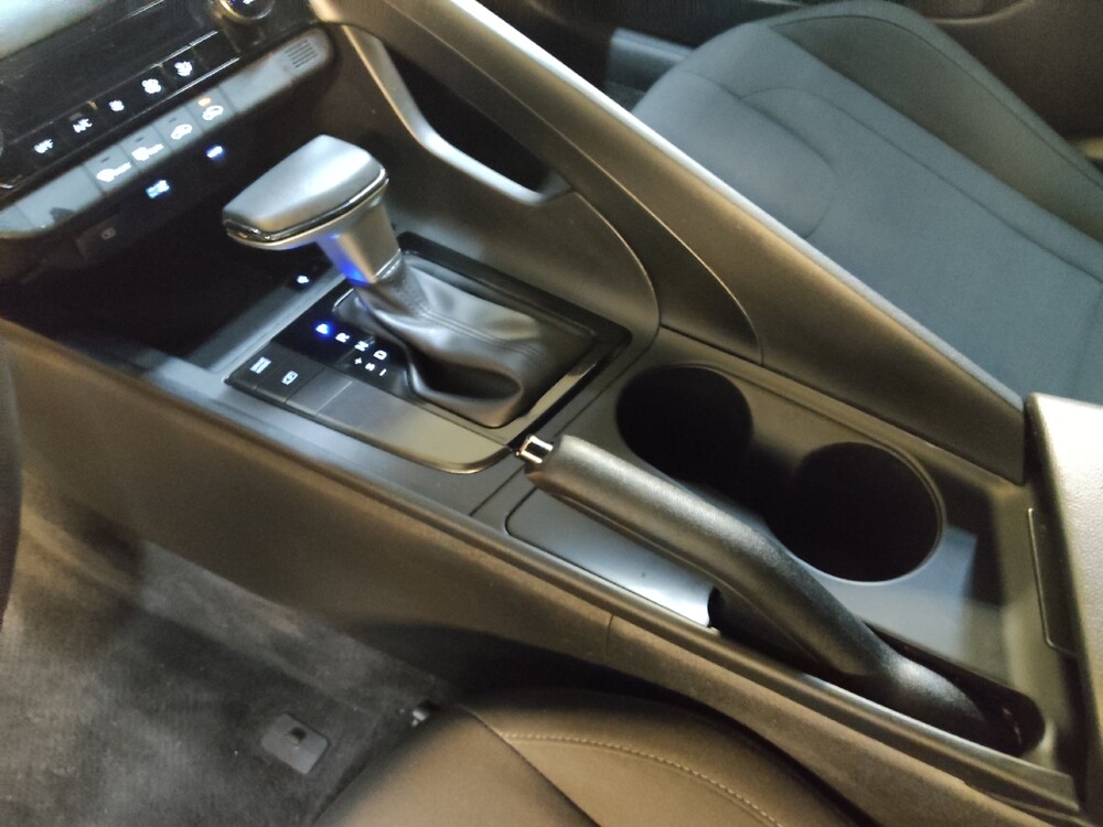 2025 Hyundai Elantra in Charleston, SC 29414 - 18113275 26