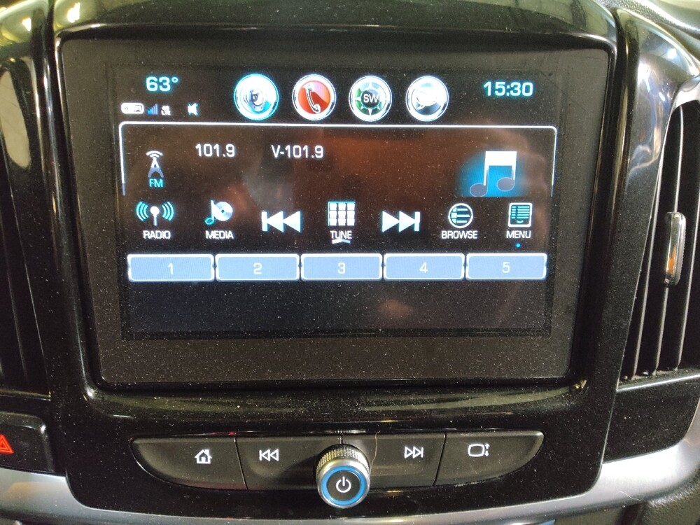 2019 Chevrolet Traverse in Charleston, SC 29414 - 18113276 25