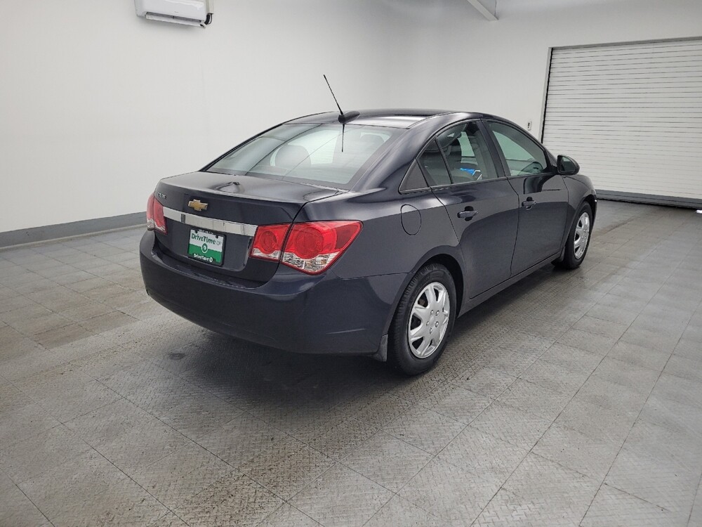 2016 Chevrolet Cruze in Maple Heights, OH 44137 - 18113309 9