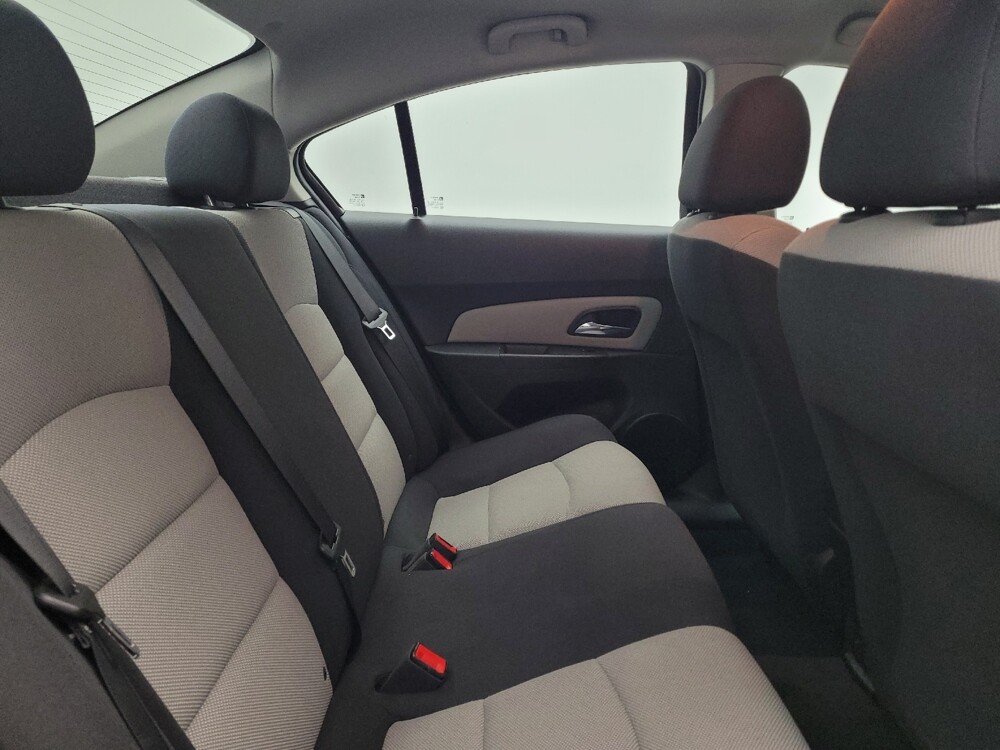 2016 Chevrolet Cruze in Maple Heights, OH 44137 - 18113309 19