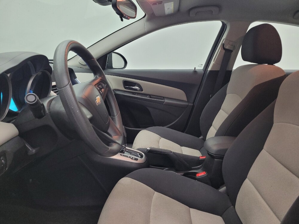 2016 Chevrolet Cruze in Maple Heights, OH 44137 - 18113309 17