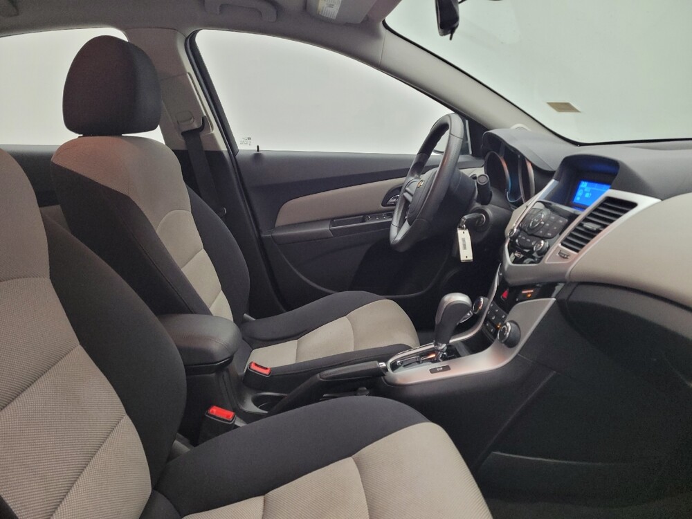 2016 Chevrolet Cruze in Maple Heights, OH 44137 - 18113309 21