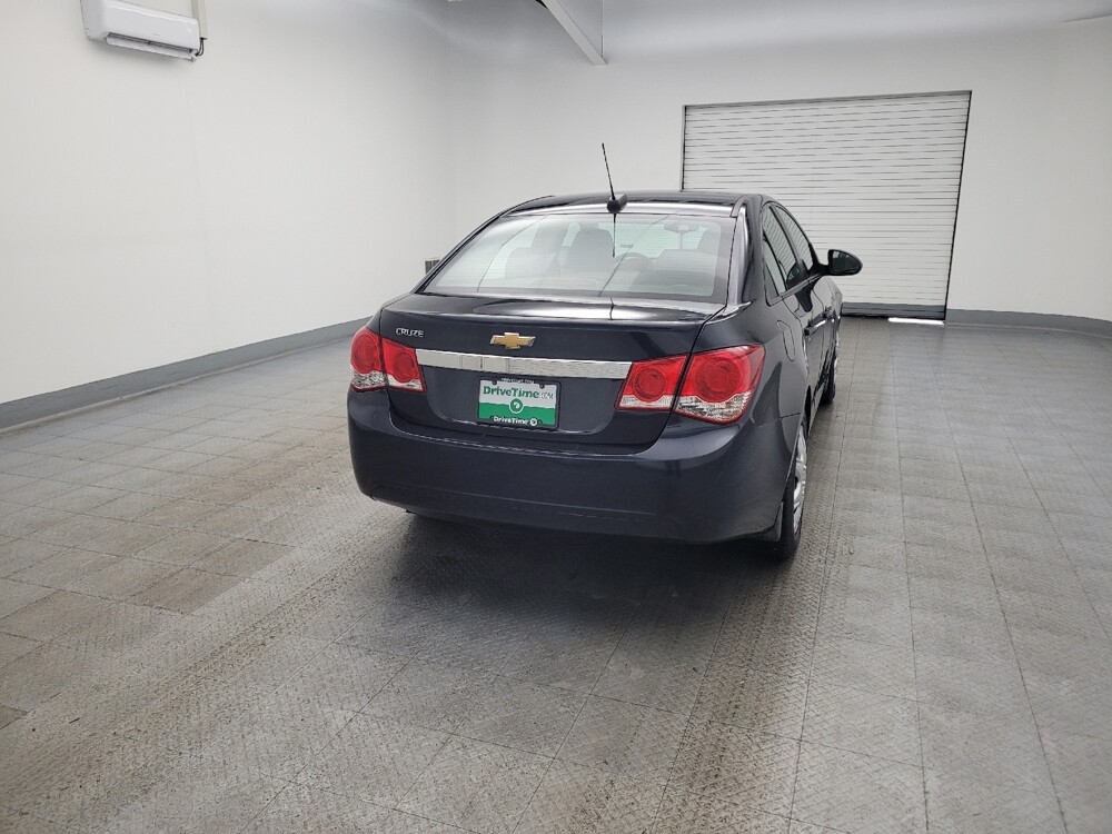 2016 Chevrolet Cruze in Maple Heights, OH 44137 - 18113309 7