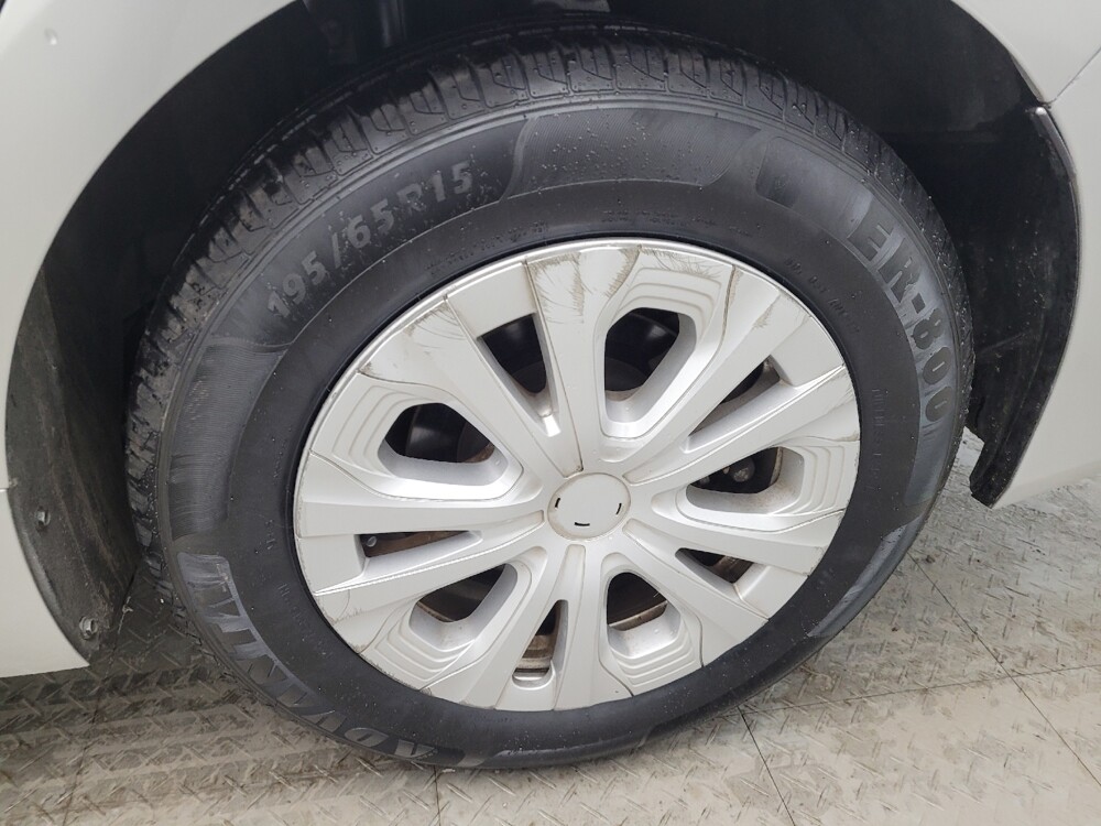 2022 Toyota Prius in Maple Heights, OH 44137 - 18113310 31