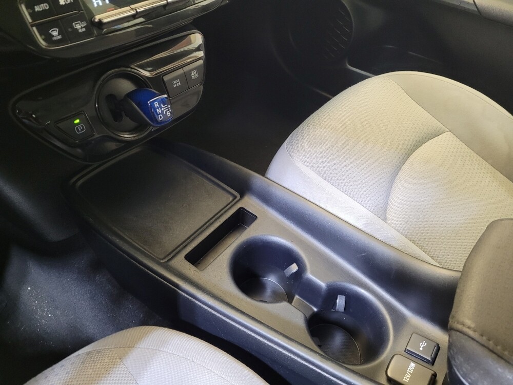 2022 Toyota Prius in Maple Heights, OH 44137 - 18113310 26