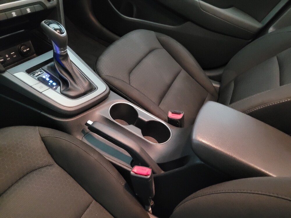 2018 Hyundai Elantra in Glen Burnie, MD 21061 - 18113316 26