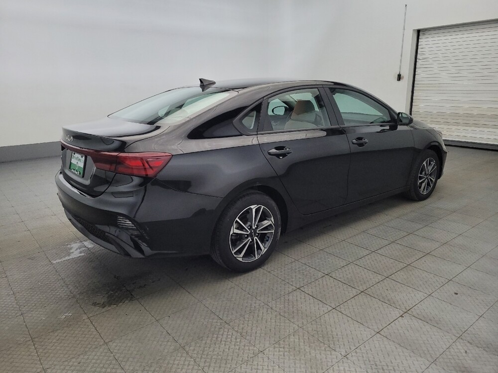 2023 Kia Forte in New Castle, DE 19720 - 18113319 10