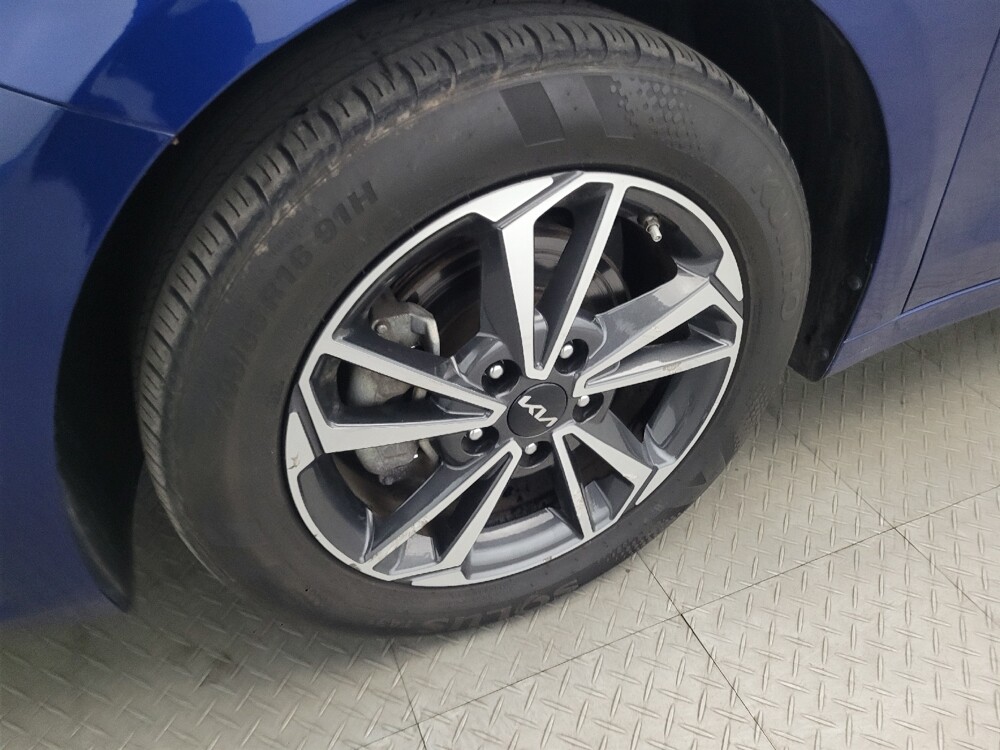 2023 Kia Forte in Pittsburgh, PA 15236 - 18113320 31