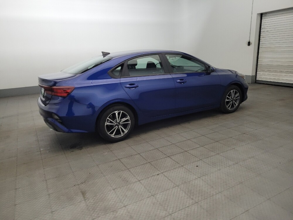 2023 Kia Forte in Pittsburgh, PA 15236 - 18113320 10