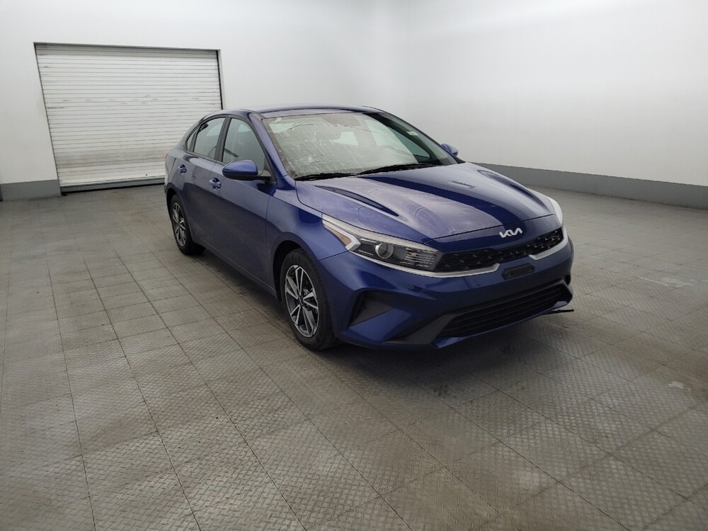 2023 Kia Forte in Pittsburgh, PA 15236 - 18113320 13