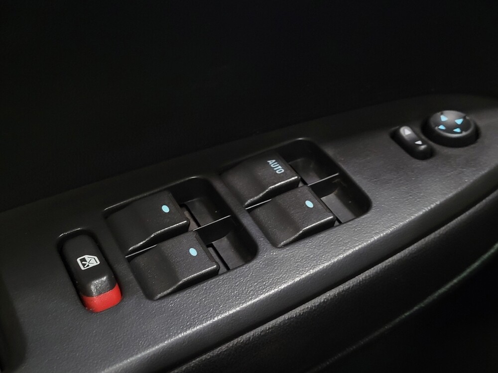 2016 Chevrolet Impala in Pittsburgh, PA 15237 - 18113321 27