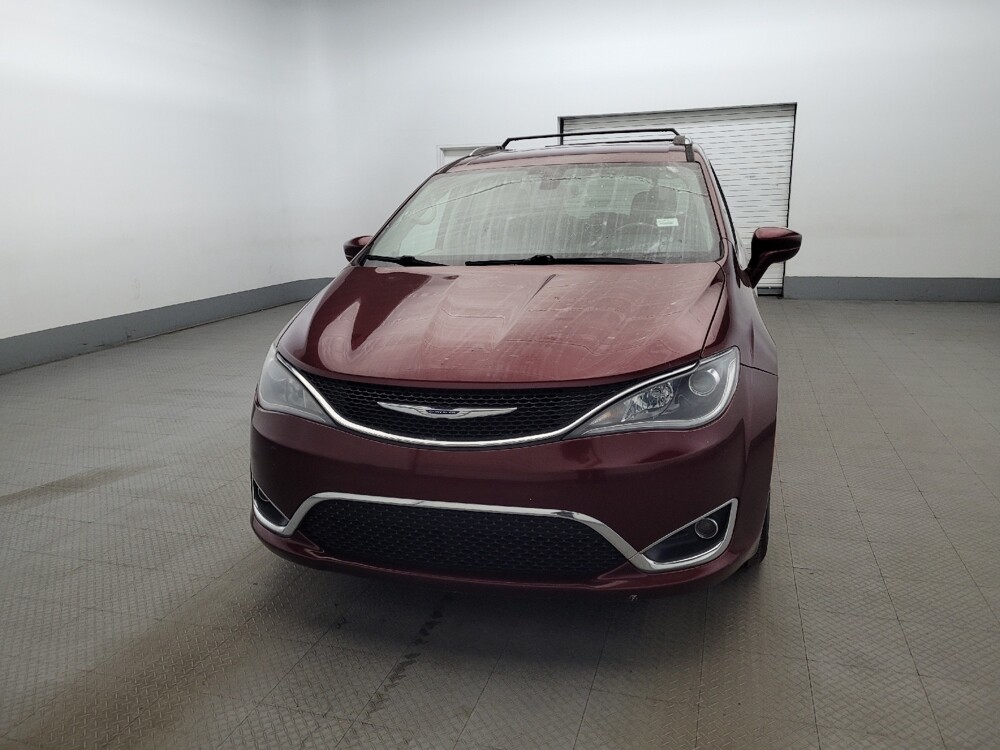 2018 Chrysler Pacifica in Glen Burnie, MD 21061 - 18113329 15