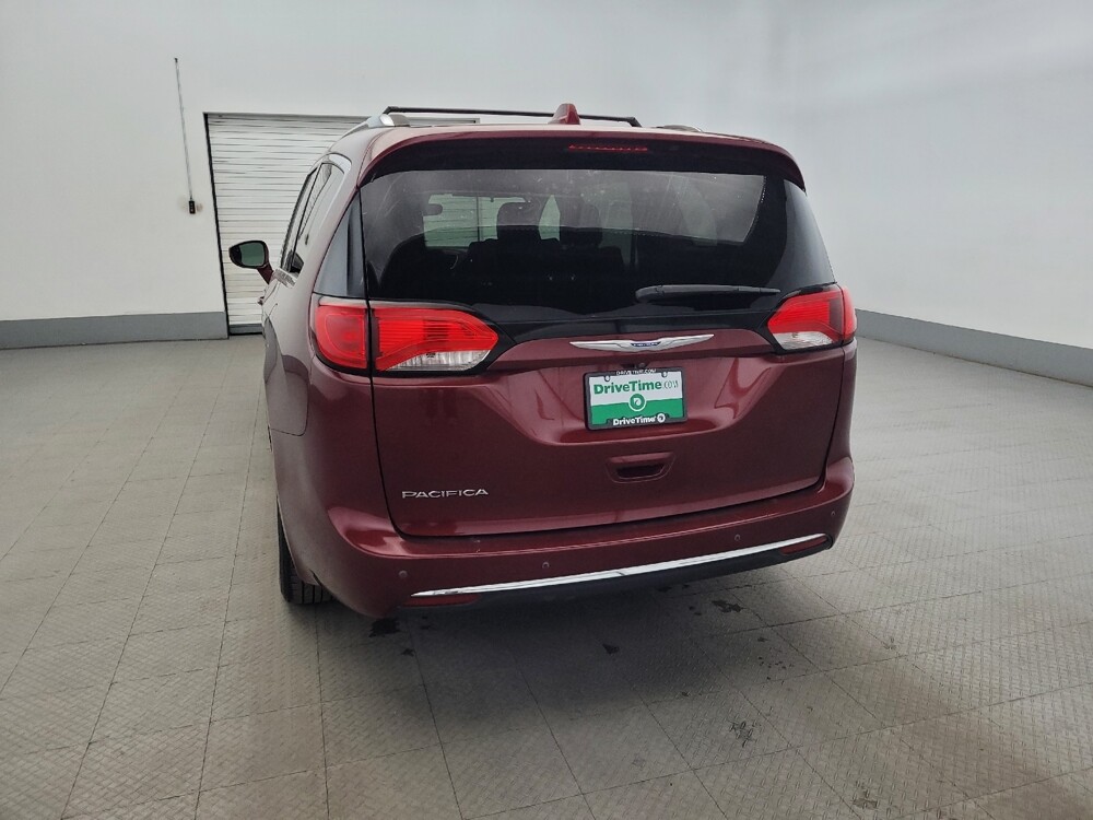 2018 Chrysler Pacifica in Glen Burnie, MD 21061 - 18113329 6