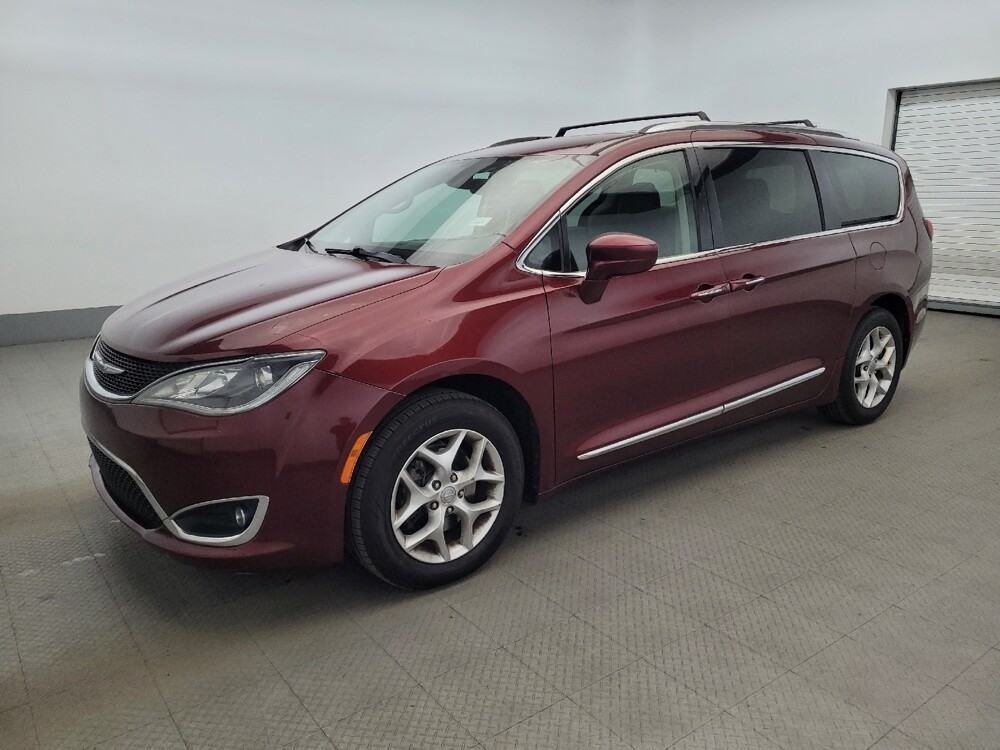2018 Chrysler Pacifica in Glen Burnie, MD 21061 - 18113329 2