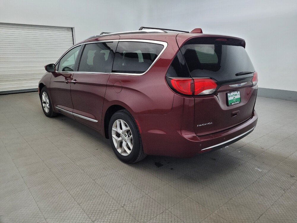 2018 Chrysler Pacifica in Glen Burnie, MD 21061 - 18113329 5