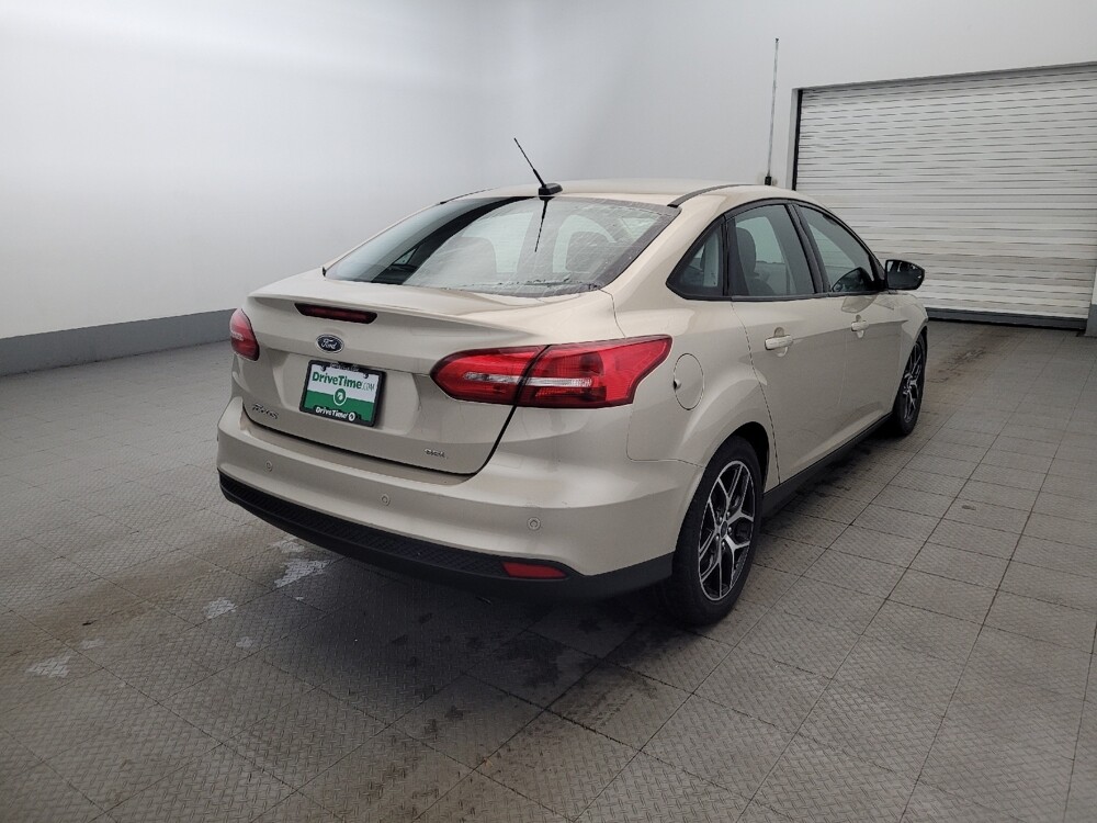 2017 Ford Focus in Laurel, MD 20724 - 18113330 9