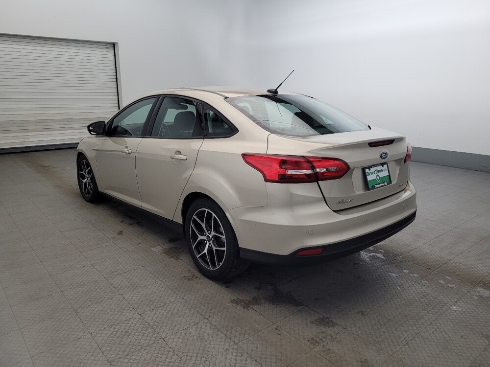 2017 Ford Focus in Laurel, MD 20724 - 18113330 5