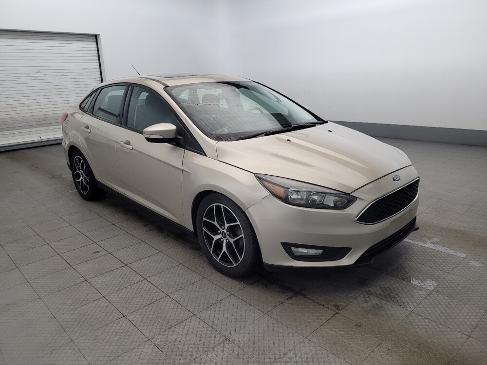 2017 Ford Focus in Laurel, MD 20724 - 18113330 13