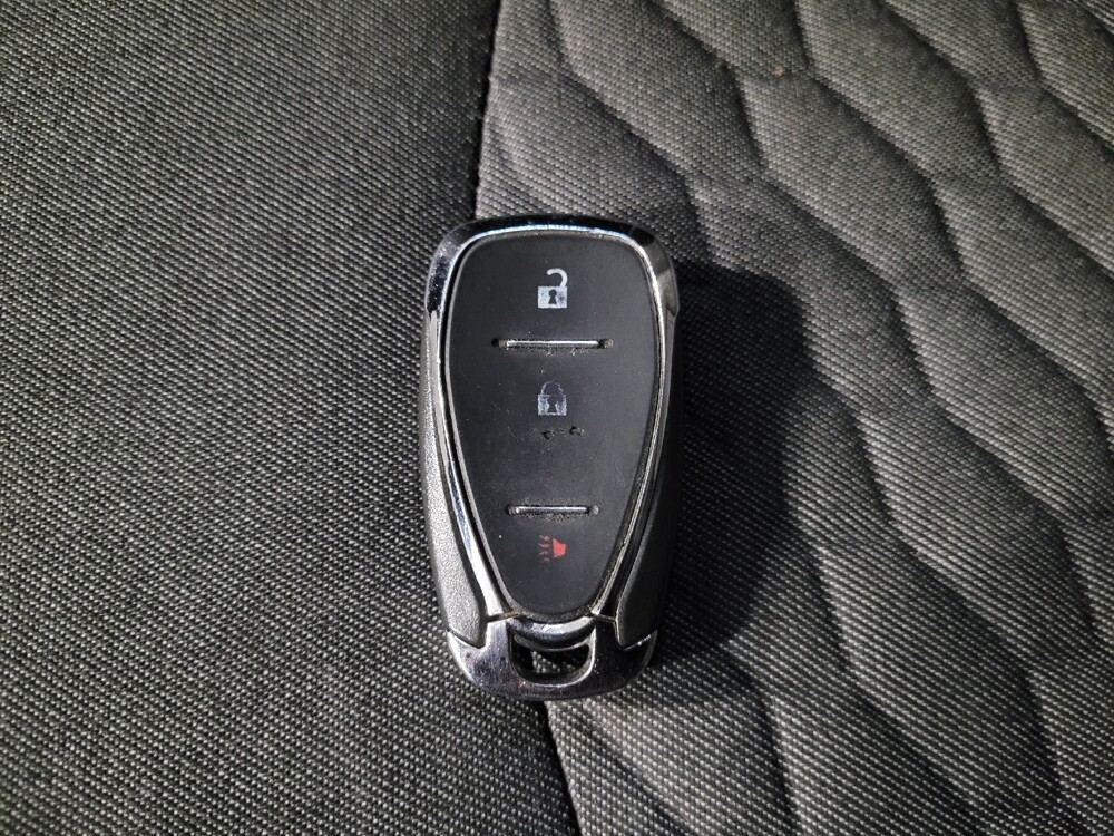 2019 Chevrolet Equinox in Pittsburgh, PA 15236 - 18113336 32