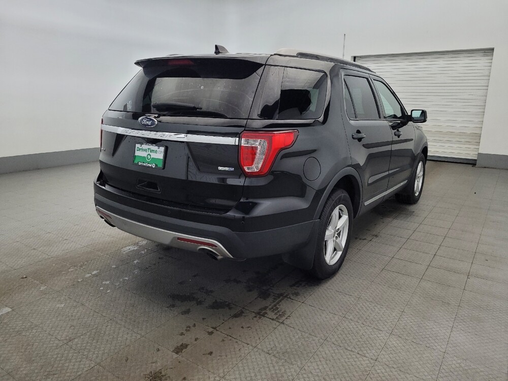 2017 Ford Explorer in Newport News, VA 23601 - 18113337 9