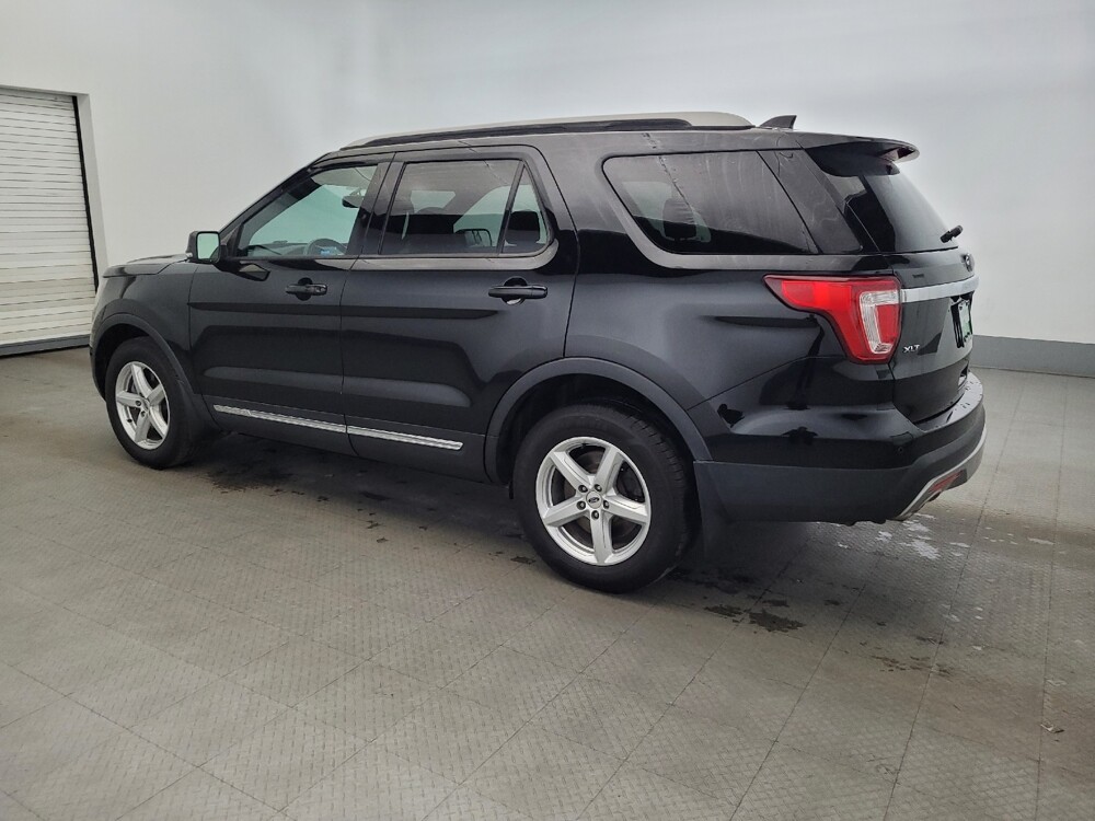 2017 Ford Explorer in Newport News, VA 23601 - 18113337 3