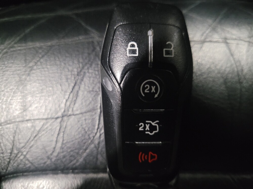 2017 Ford Explorer in Newport News, VA 23601 - 18113337 32