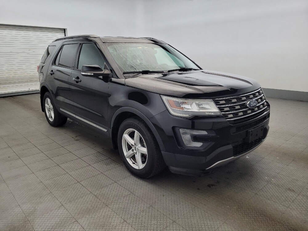 2017 Ford Explorer in Newport News, VA 23601 - 18113337 13