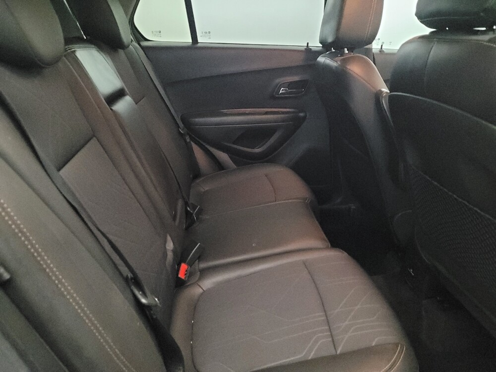 2020 Chevrolet Trax in Glen Burnie, MD 21061 - 18113341 19