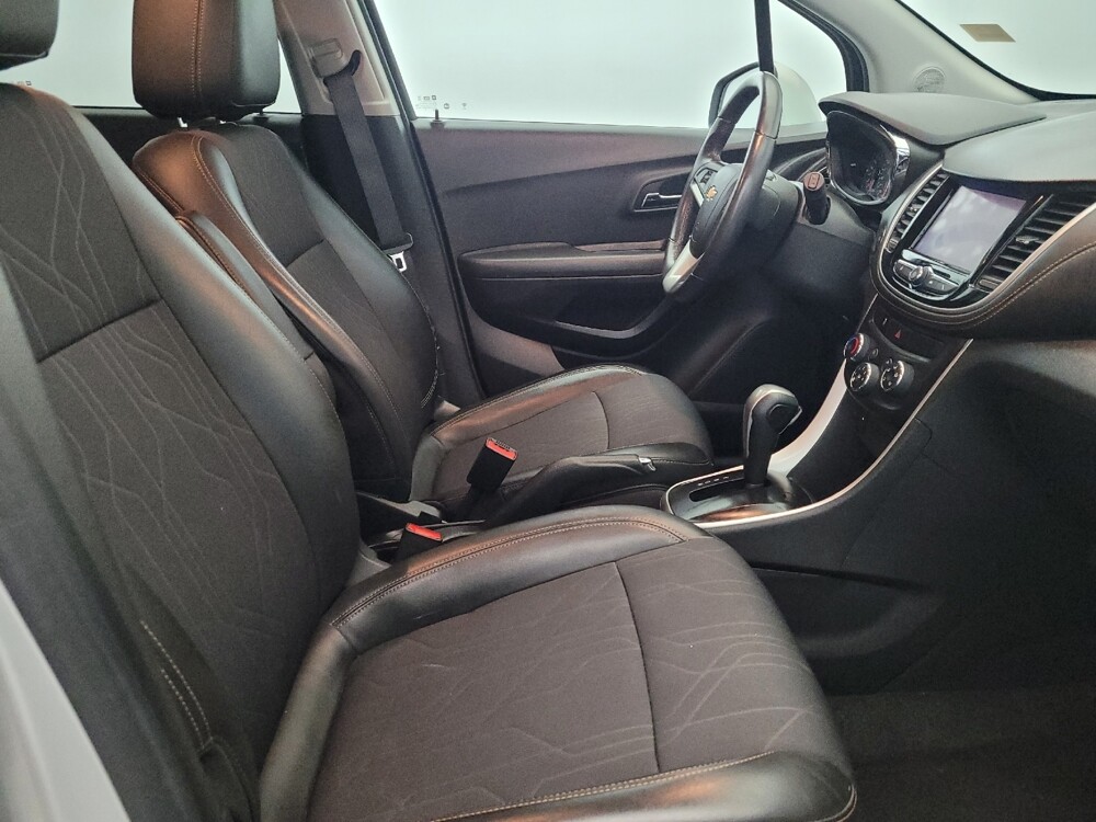 2020 Chevrolet Trax in Glen Burnie, MD 21061 - 18113341 21