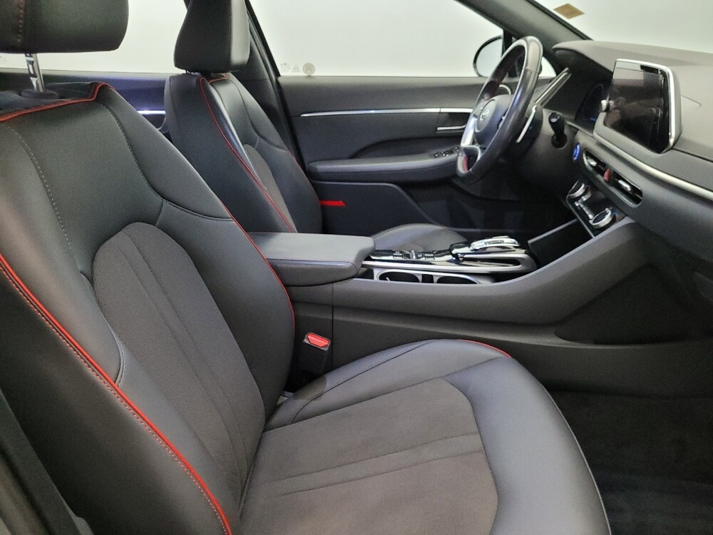 2023 Hyundai Sonata in Pittsburgh, PA 15237 - 18113345 21