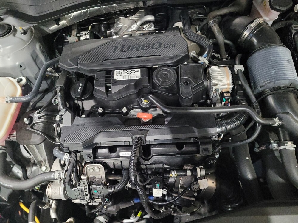 2023 Hyundai Sonata in Pittsburgh, PA 15237 - 18113345 30