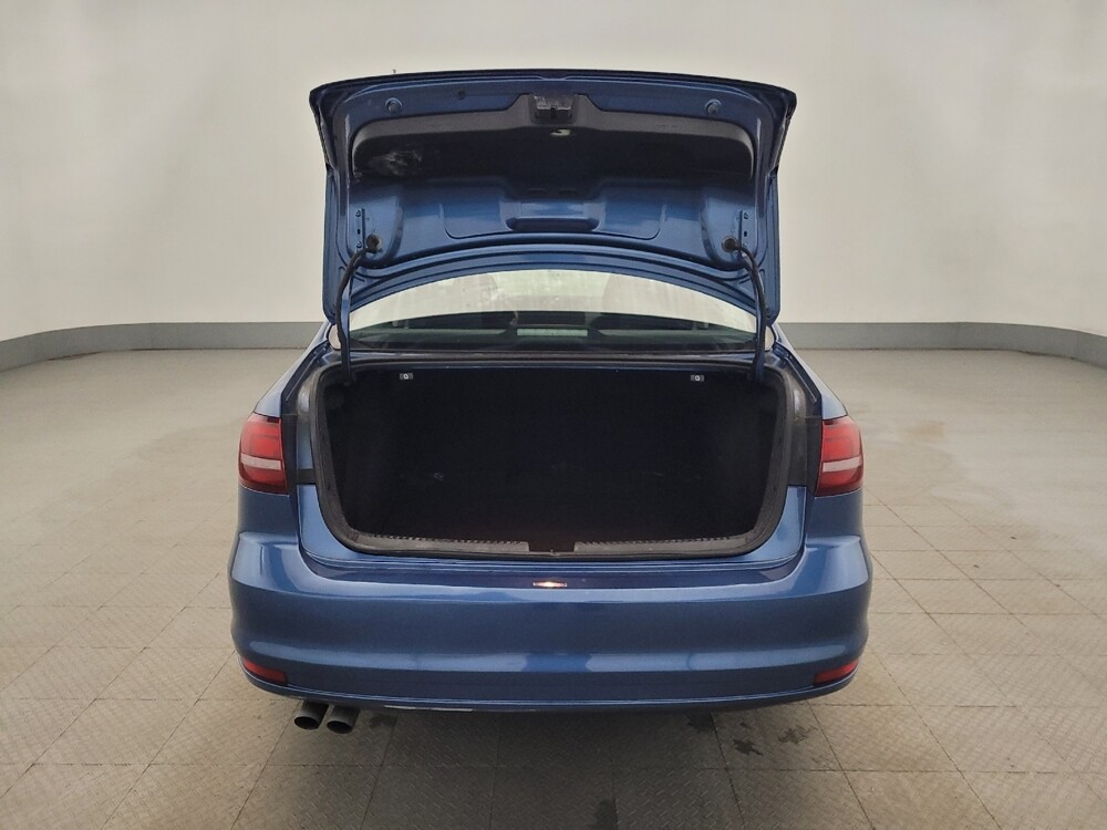 2017 Volkswagen Jetta in New Castle, DE 19720 - 18113349 29