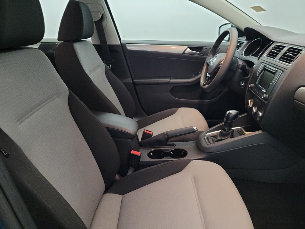 2017 Volkswagen Jetta in New Castle, DE 19720 - 18113349 21