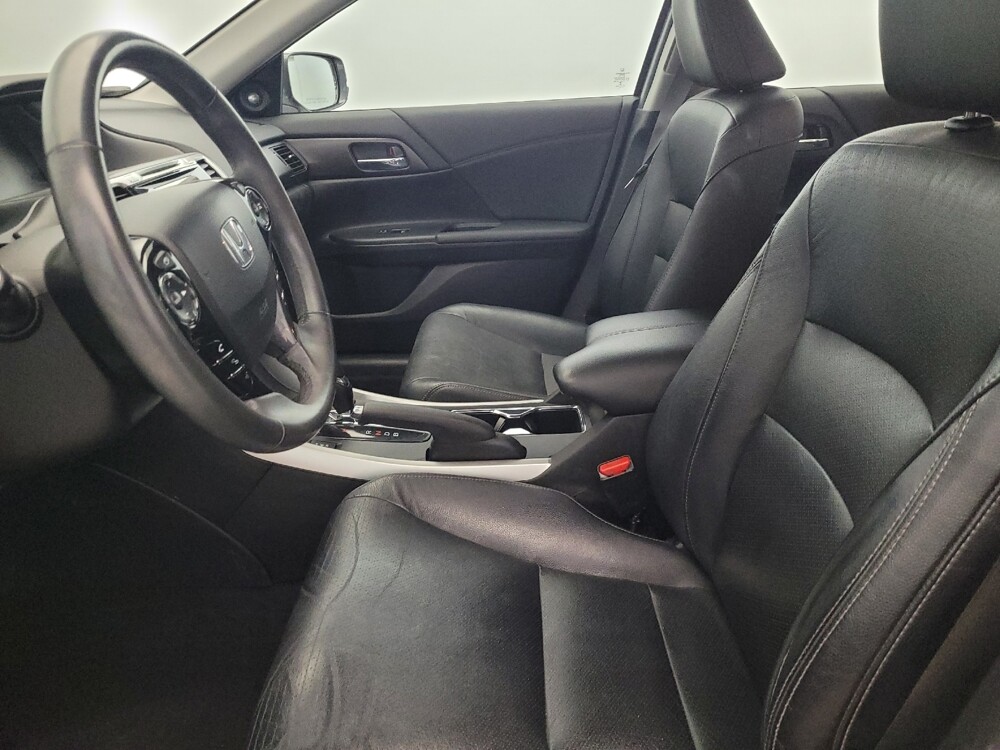 2015 Honda Accord in Newport News, VA 23601 - 18113350 17