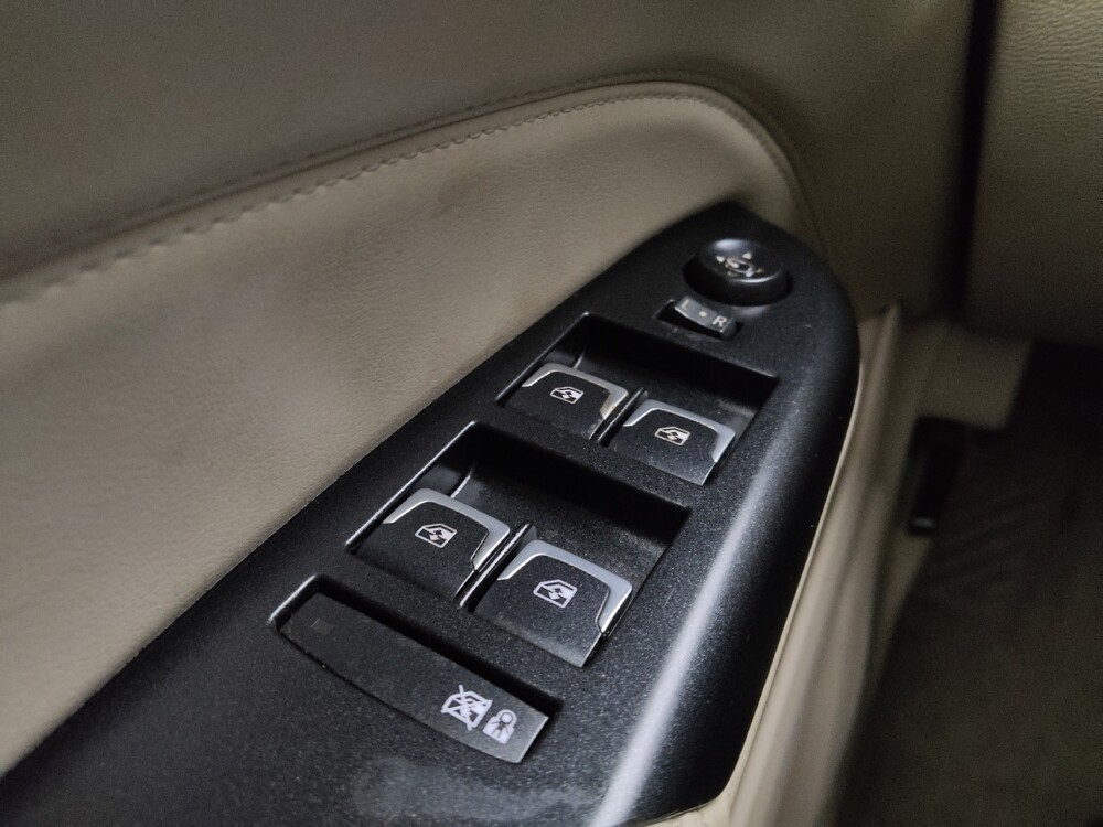 2016 Cadillac SRX in Independence, MO 64055 - 18113354 27